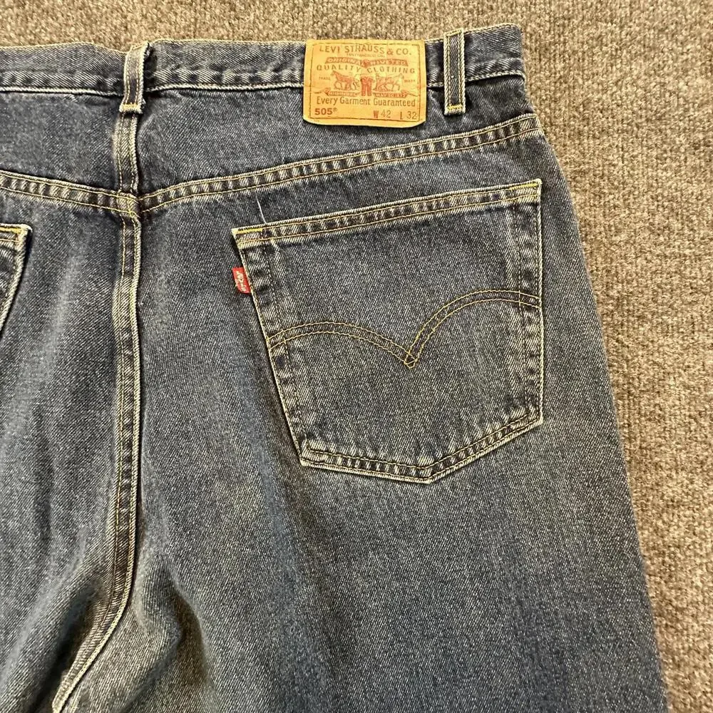 Levis 505 Regular Fit‎ Straight Leg Jeans Mens 42x32 Blue Denim 100% Cotton